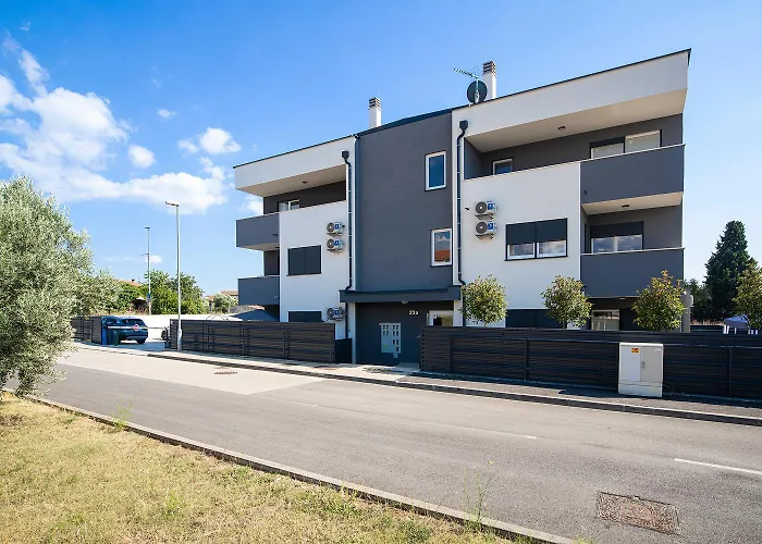 Penthouse Mavala Appartement Fažana